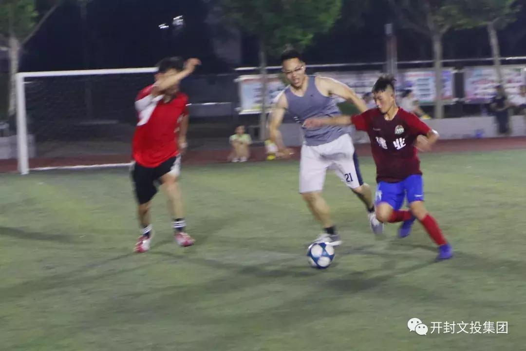 顺风不浪逆风不投降,顺风不浪逆风不怂楷书