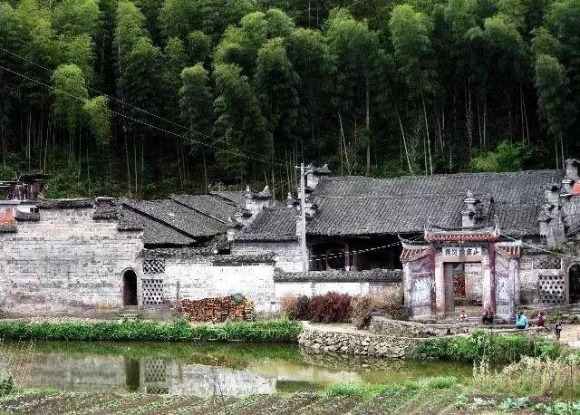 在宁化县城哪里可以吃到正宗美食,宁化客家祖地美食小吃一条街