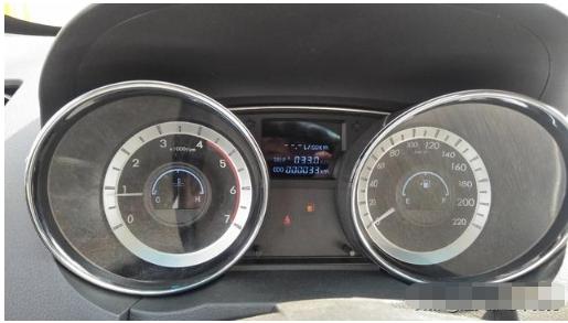 10年别克凯越1.6手动挡挂二档顿挫,手动挡一挡起步后抖动