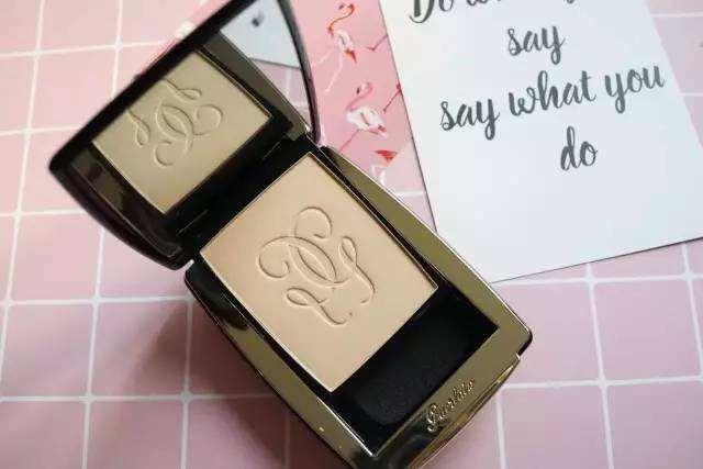 目前最好用的粉饼是哪款,这几款好用化妆品你真的用对了吗