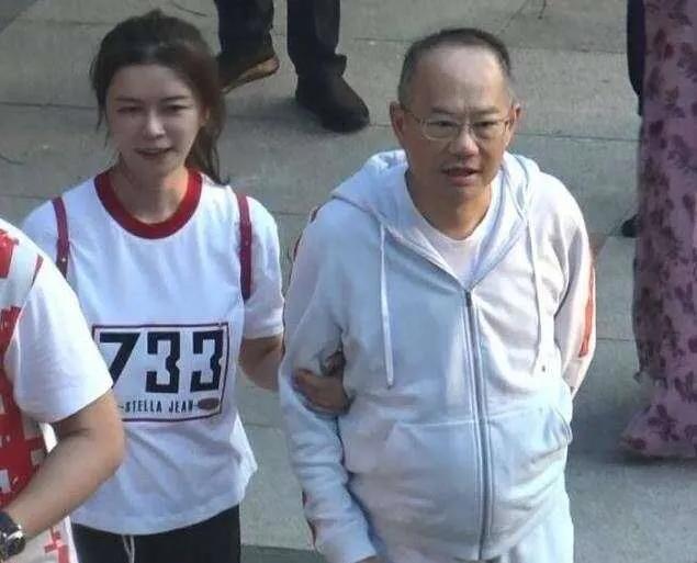 星爷真情告白,星爷财产分配