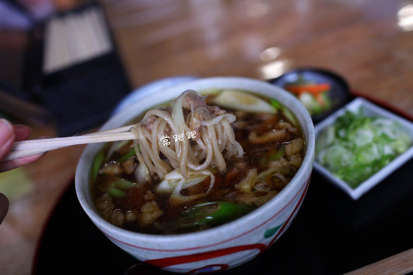 港口风情街美食,北海道美景旅游美食攻略