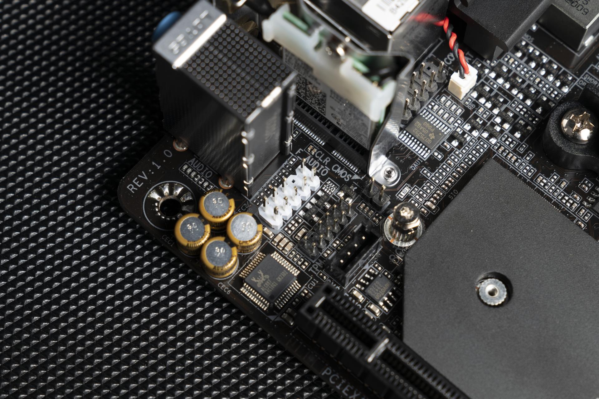 技嘉a520iac主板支持pcie4.0吗,技嘉a520maoruselite评测