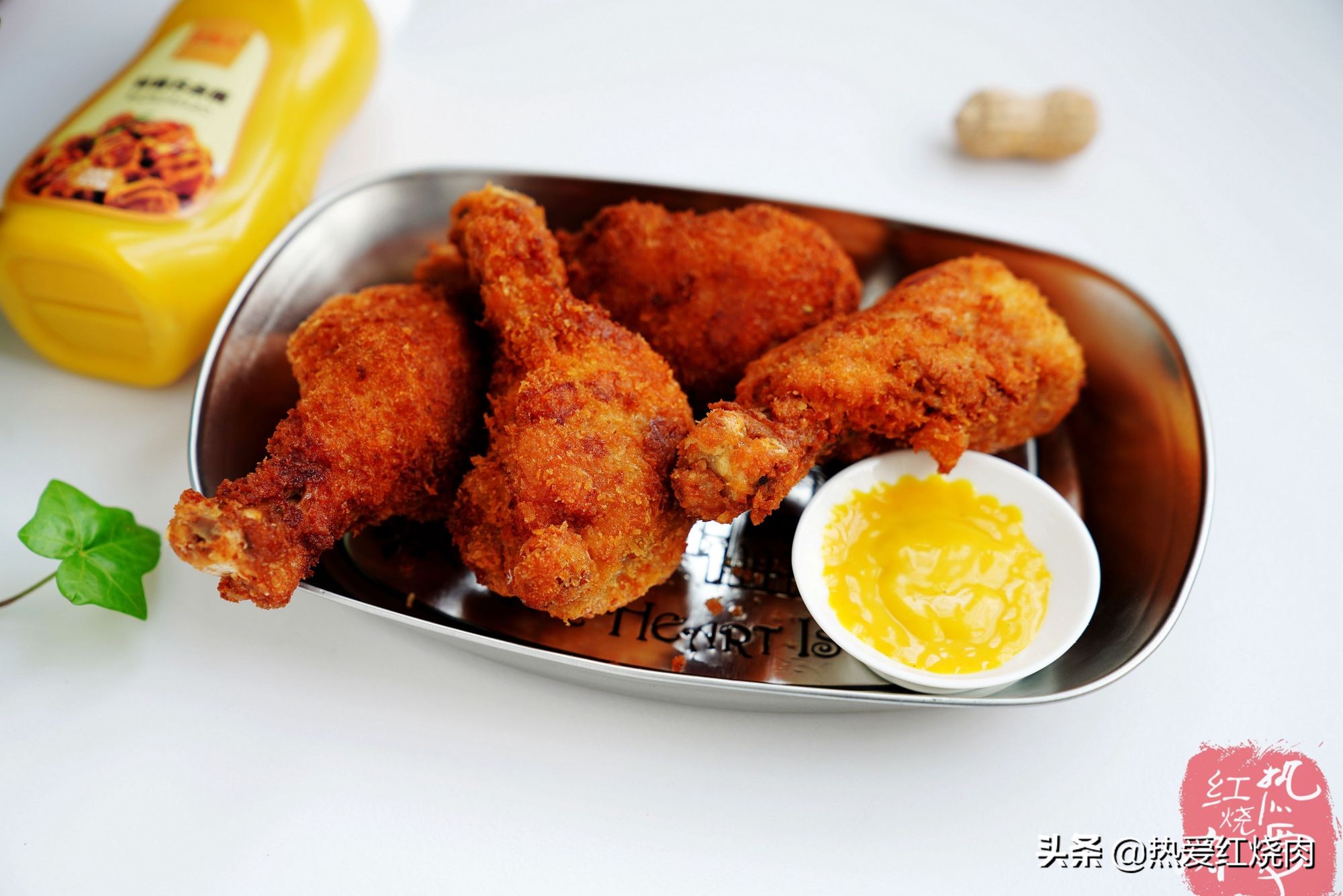 炸鸡腿炸出来怎么会有油,炸鸡腿炸熟后容易掉粉皮