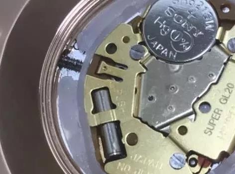 dw手表怎么样分辨真假视频,dw女士手表真假区别