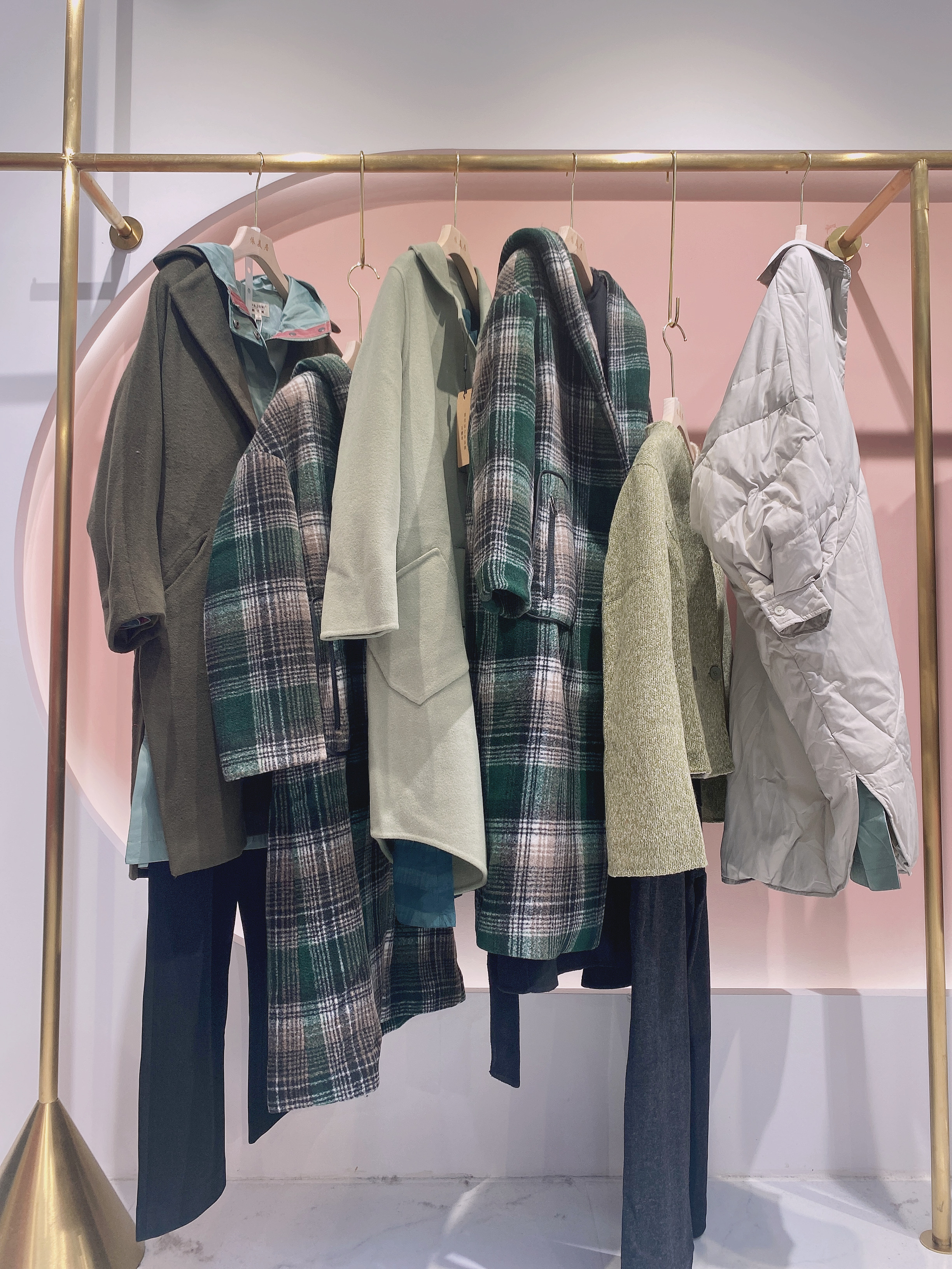 帕佳妮女装大衣,帕佳妮品牌女装新款首发