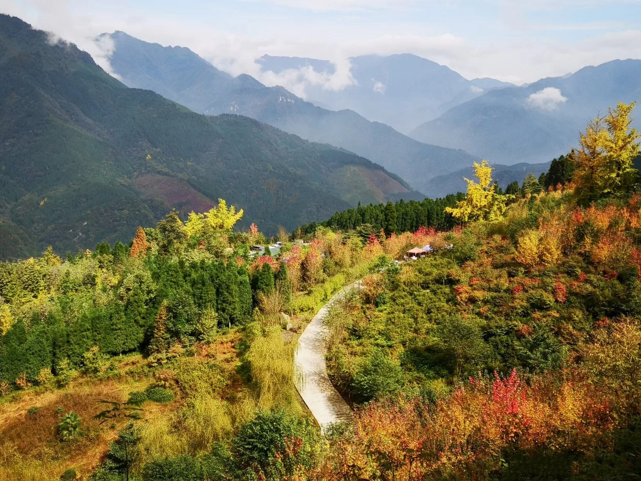 老边沟赏枫叶线路,红枫岭什么时候看枫叶最好
