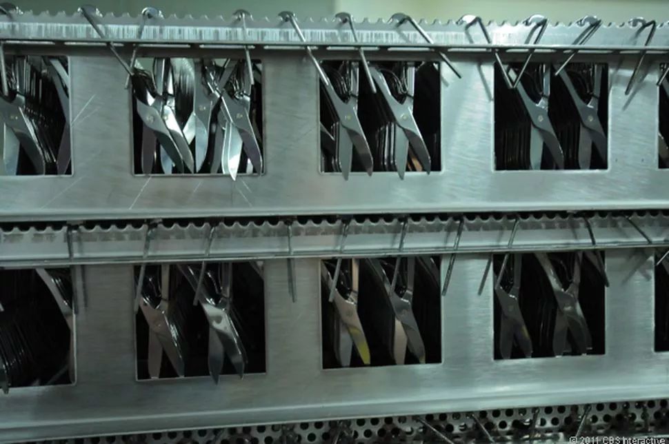 实用刀的典型瑞士军刀,17种工具瑞士军刀