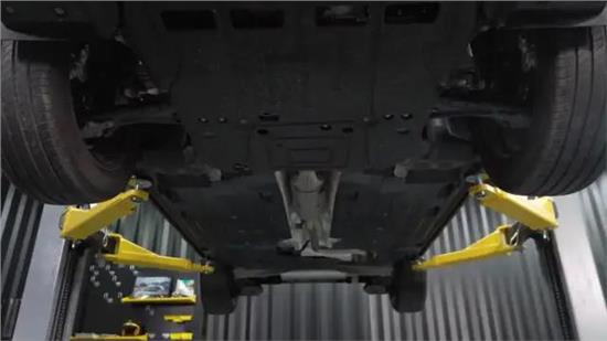 标致4008拆钥匙,标致4008拆车大飙车