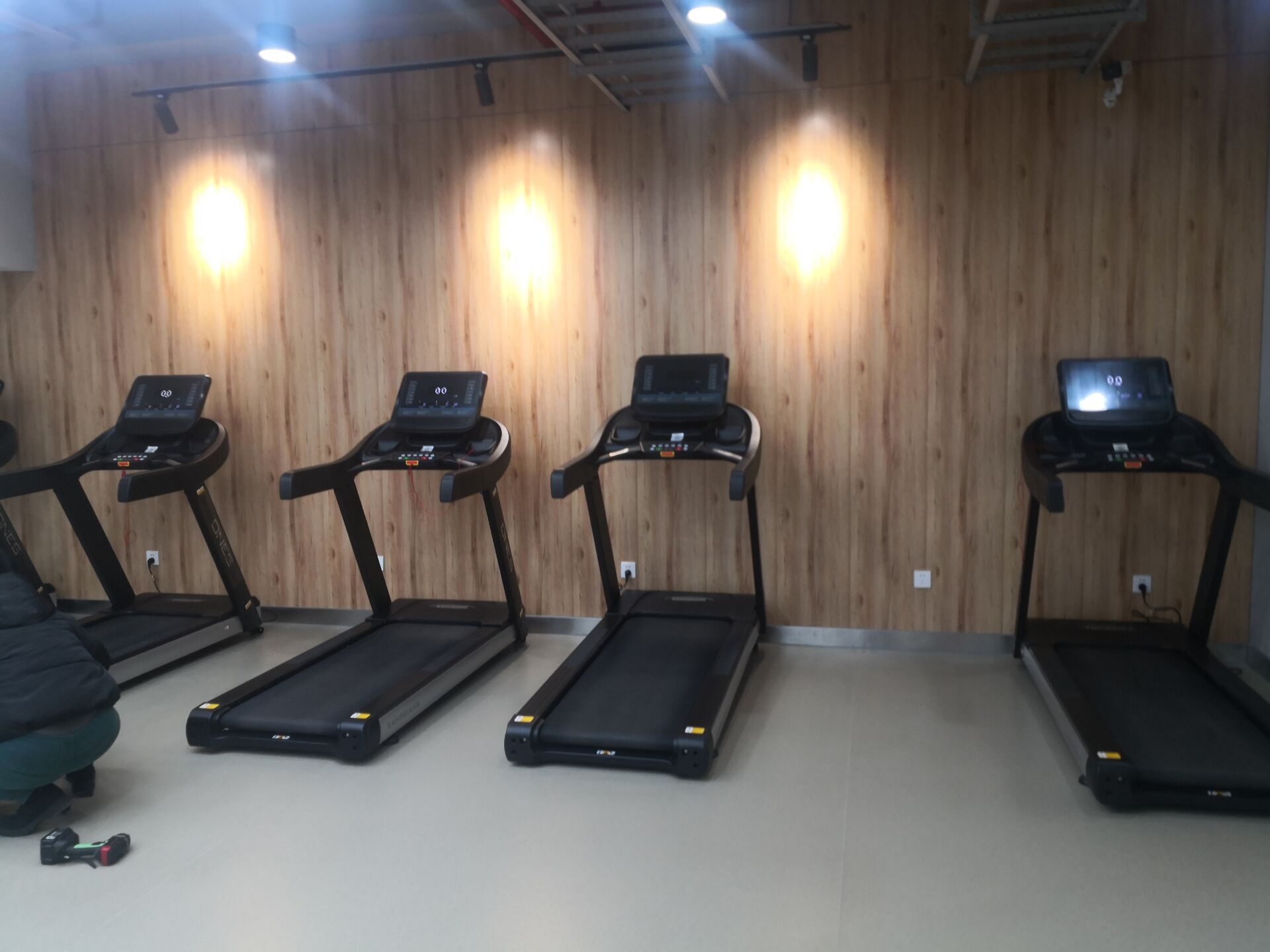 跑步机价位一般在多少钱左右,跑步机的价格大约是多少