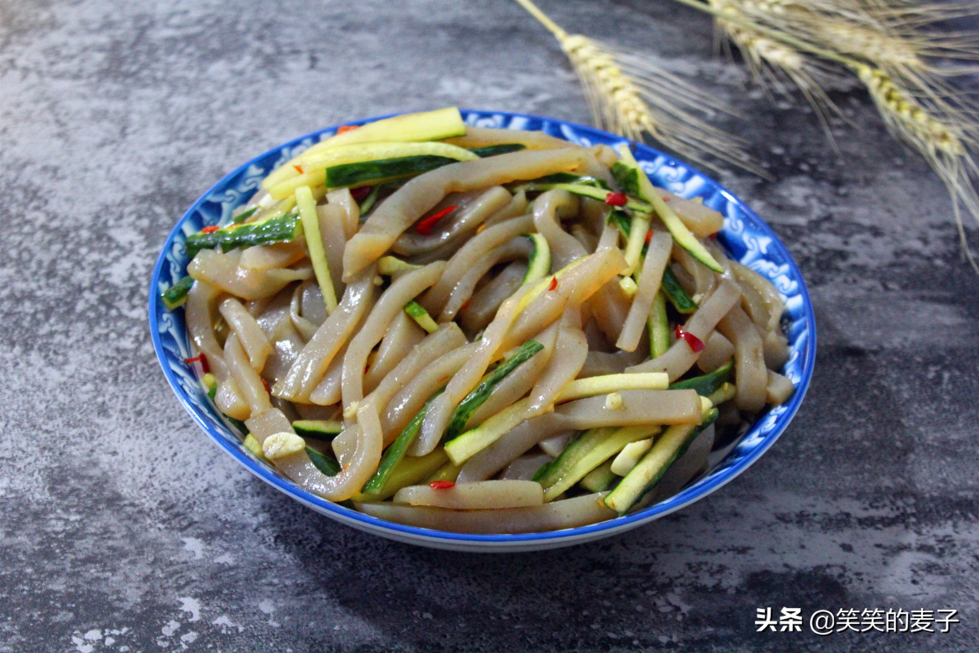 原来它学名叫蒟箬，或蒸或拌都好吃，低脂低热量，简单易操作