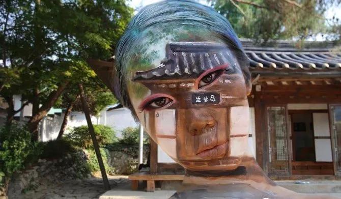 她在画画,神奇的视觉错觉画画