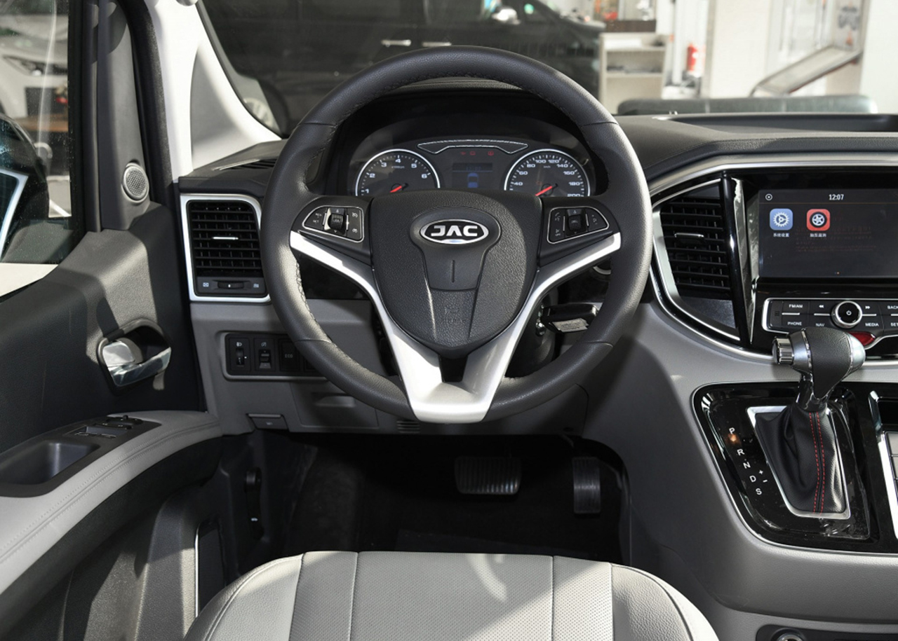 江淮瑞风m3和m4选择,江淮m3和mpv