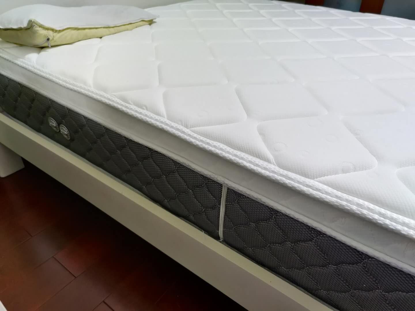 弹簧床垫与棕垫哪个环保,弹簧床垫和棕床垫哪种环保