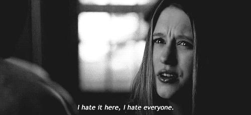 情感出现危机要怎么挽回感情,感觉情感漠视如何和对方提分手