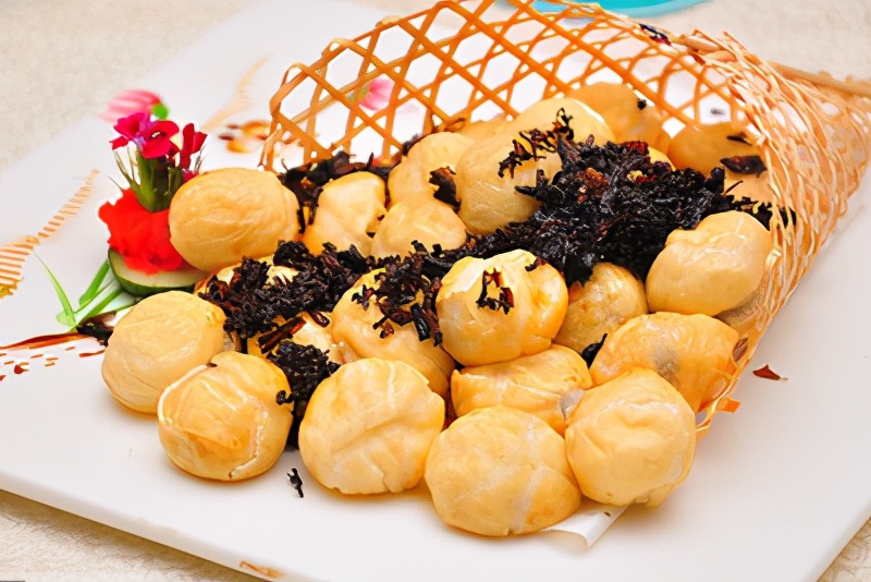 掌握了炸汤圆不炸不裂的窍门,炸汤圆前不可直接下锅