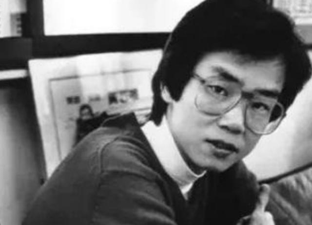 黄百鸣人生经历,黄百鸣年轻时照