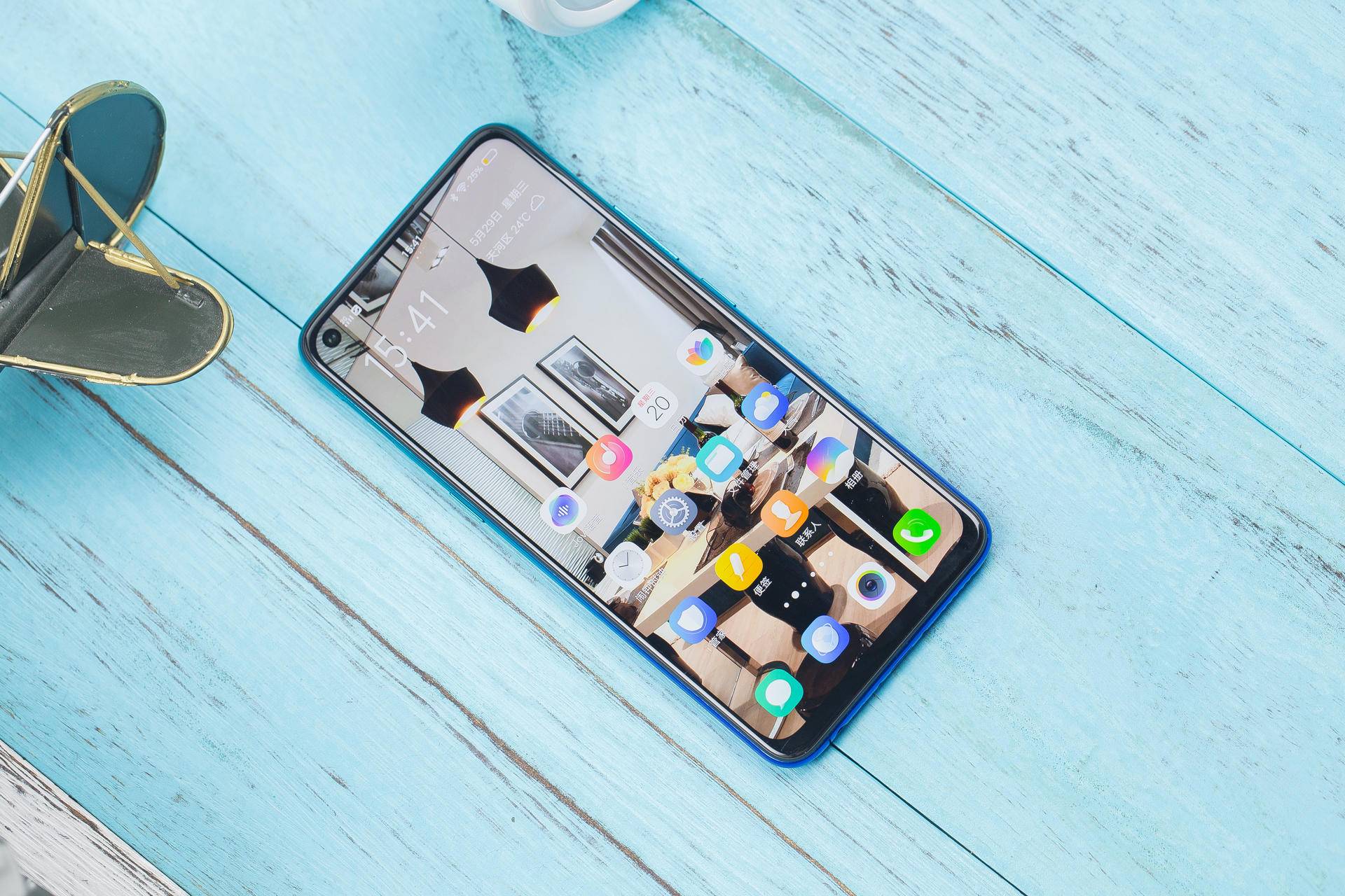 适合vivoZ5x手机的仿曲面壁纸,vivoz5x创意壁纸