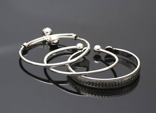 用完的牙膏可以用什么,用完的牙膏皮别浪费