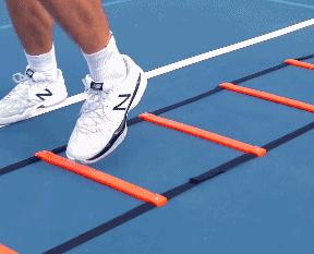 羽毛球魔鬼移动,羽毛球米字步法口诀