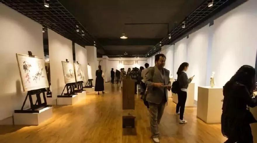 蓝花楹昆明网红打卡地在哪里,昆明周边湿地公园网红打卡地