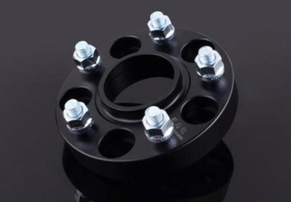 车轮毂装垫片缺点,车轮法兰盘加装几个适合