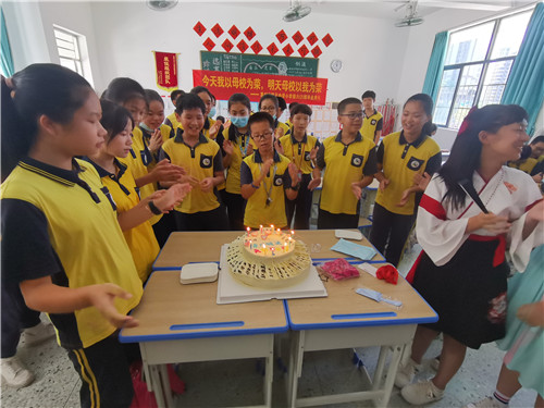 惠州市湖滨中学2024毕业典礼,惠州市毕业典礼