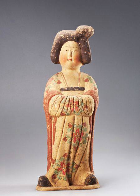 如何确认兵马俑是秦始皇时代的,秦始皇兵马俑吸引世界地区的原因