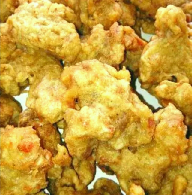 干香酥脆、鲜嫩多汁的【桥头排骨】腌制配方和火候的才是关键。