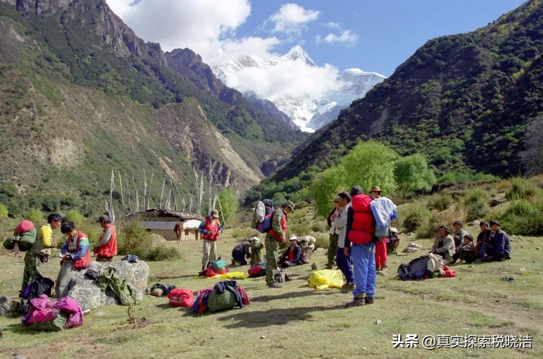 二十个男人和一条江（附：每个队员大头照）
