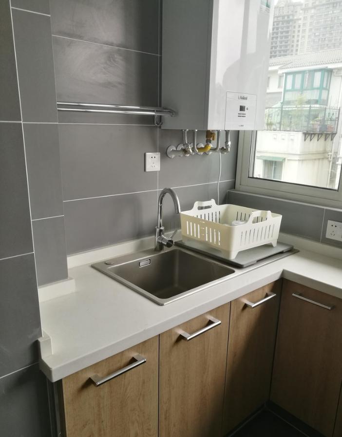 橱柜石英石台面有好坏吗,厨房台面石英石质量怎么鉴别