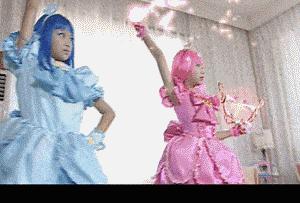 因为“雨女无瓜”这个梗，萧敬腾也被带上了热搜，