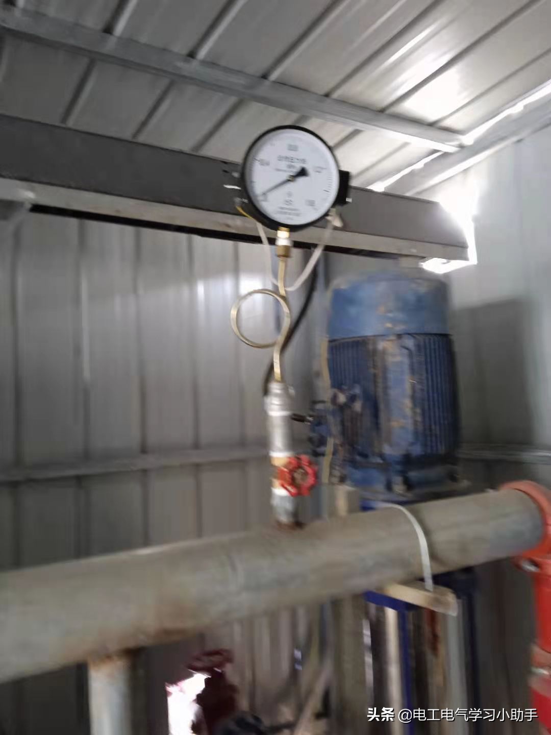 为什么恒压供水用两个表,一文了解稳压电路