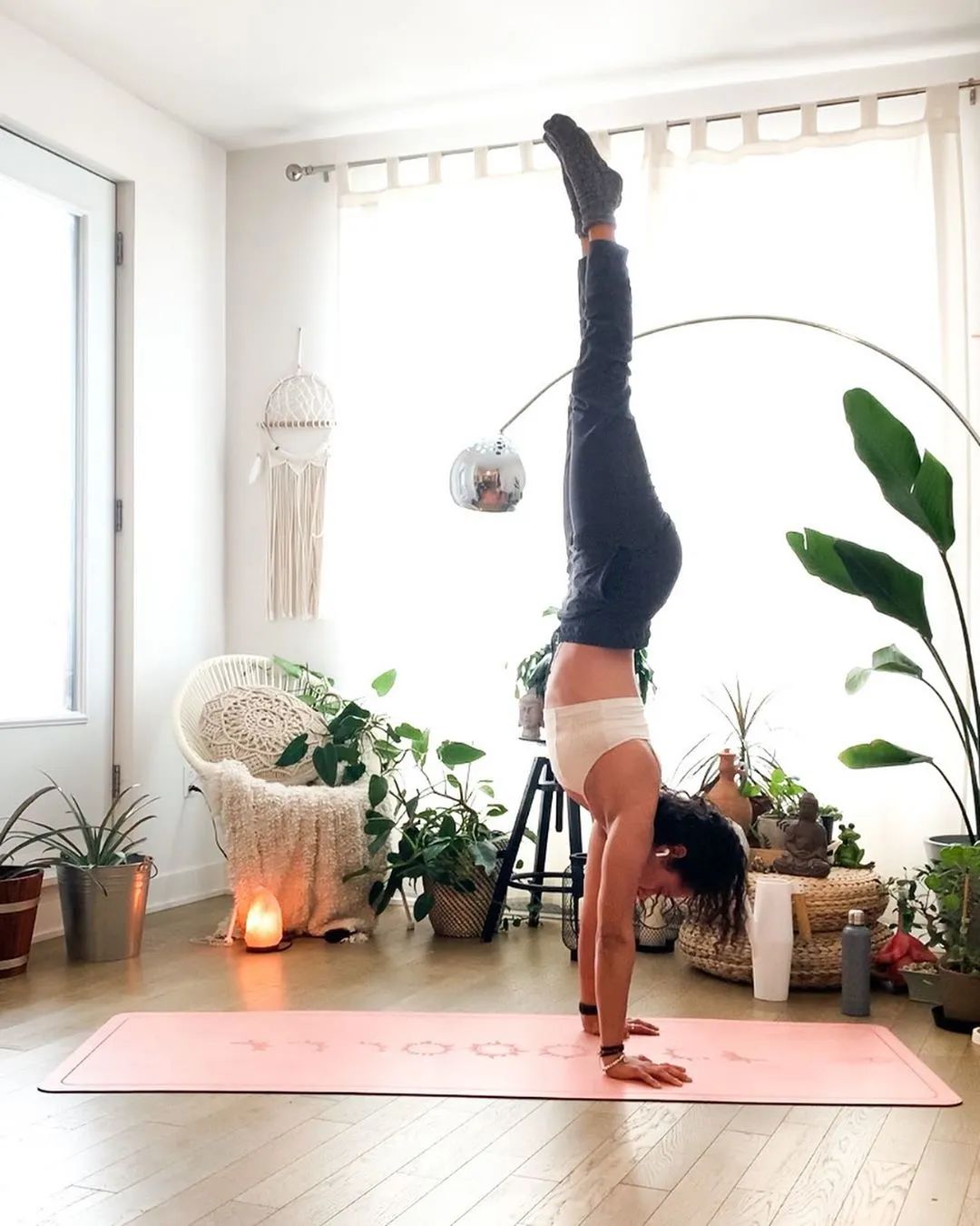 陈数露一袭一字肩短装,陈数露一字肩一袭短装