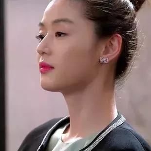 黄皮口红滋润保湿,黄黑皮素颜口红应该避开什么