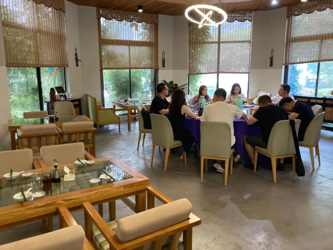 南京市里哪里有好吃的扬州早茶,南京的扬州早茶店都有哪些