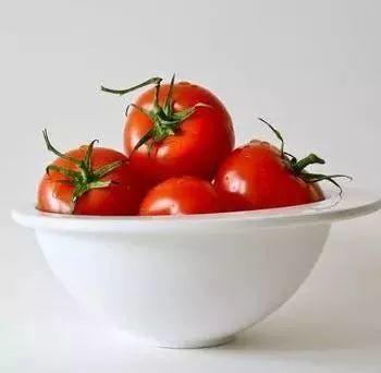 假月经是什么颜色呢,假姨妈是什么颜色