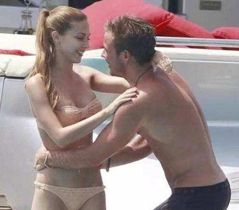 凌晨0点，世界杯天选之子终迎来孩子！他早已为她舍弃大好江山