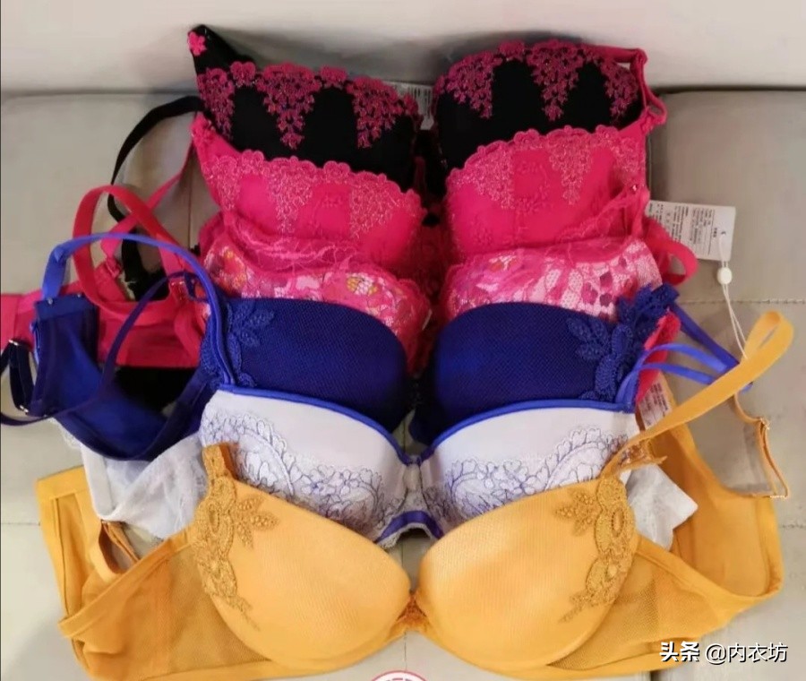 内衣杯罩买大空杯怎么解决,跑杯空杯该怎么选内衣