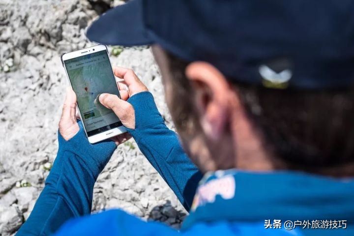 记得《攀登者》相机丢了的事吗？摄影在户外探险发展中的简史