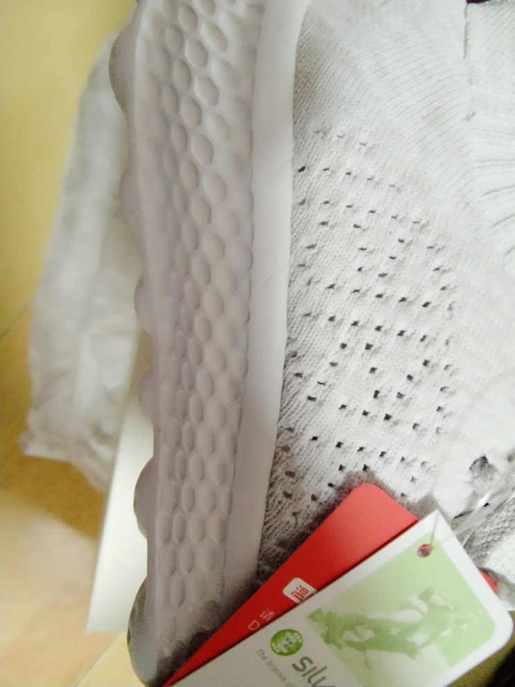 女跑步鞋推荐李宁,李宁跑步鞋女款哪个好