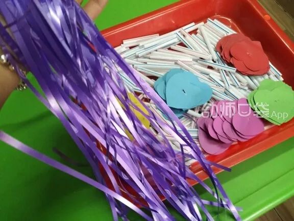 大班亲子游戏5-6岁宅家停课不停学,大班亲子游戏5-6岁在家巧玩报纸