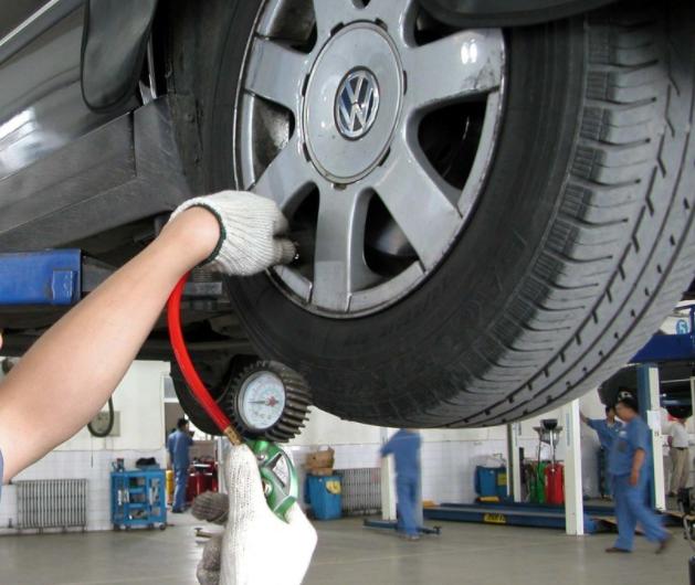 四个胎压不一样相差0.1可以吗,四个轮胎胎压不一致后轮2.4前轮2.5