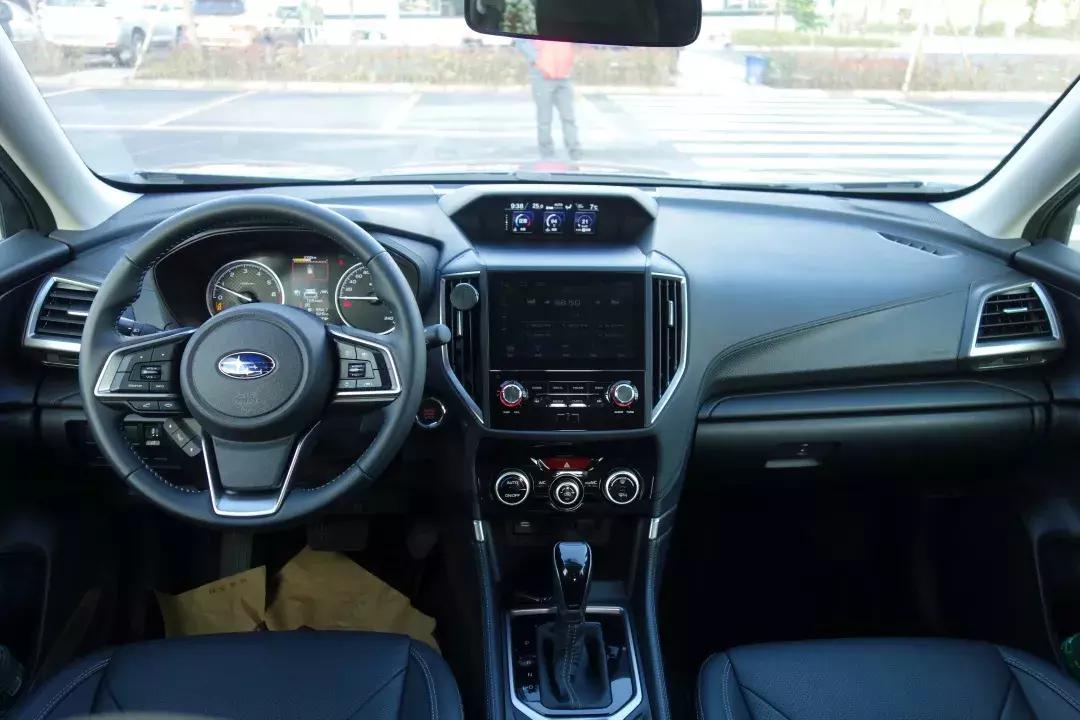 第四代森林人2.5驾驶感受,斯巴鲁森林人2.5测评