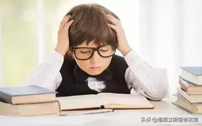 眼球为什么会变长导致近视,眼球为什么会亮