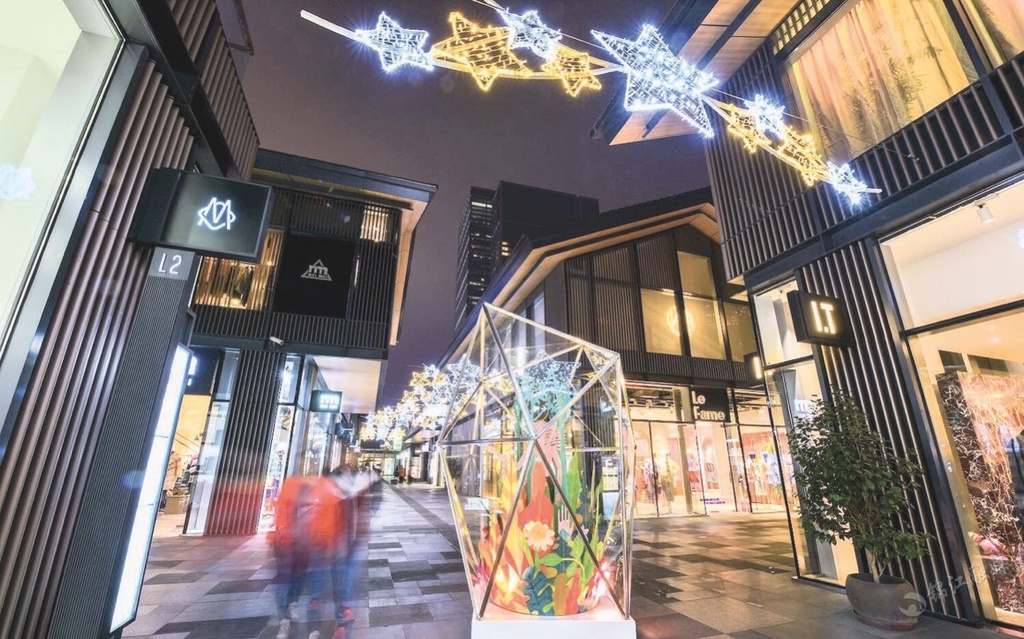 春熙路被评为高品位步行街,春熙路爆红