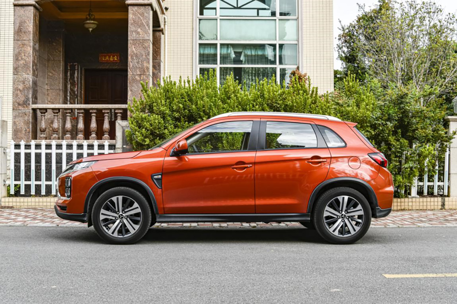 不到11万的新劲炫值不值得买,劲炫有什么优缺点