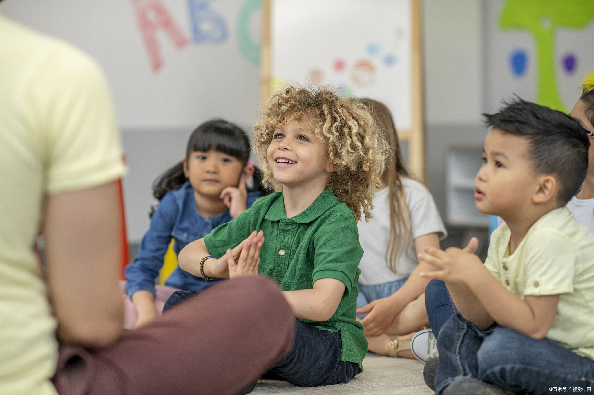 6个月的宝宝早教应该注意什么,六个多月的宝宝早教教些什么