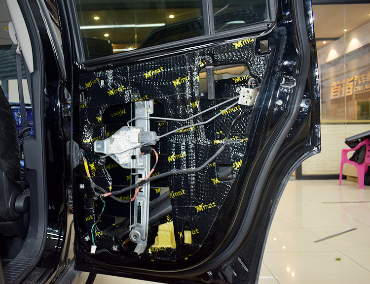 佛山首指-大能汽车隔音，吉普汽车隔音改装大能、大麦隔音除异味