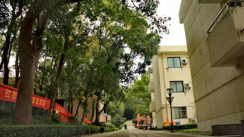 娴欐睙澶у涔嬫睙鏍″尯浠嬬粛,娴欐睙澶у涔嬫睙鏍″尯鐓х墖